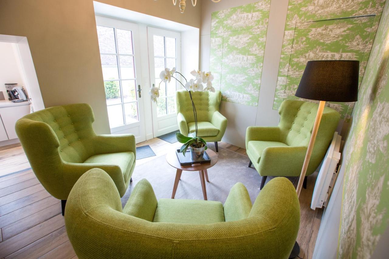 Les Suites Du Chateau De Cheverny Exteriör bild