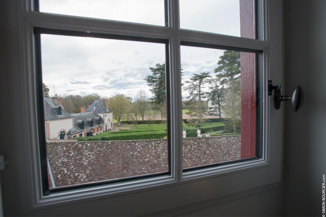 Les Suites Du Chateau De Cheverny Exteriör bild